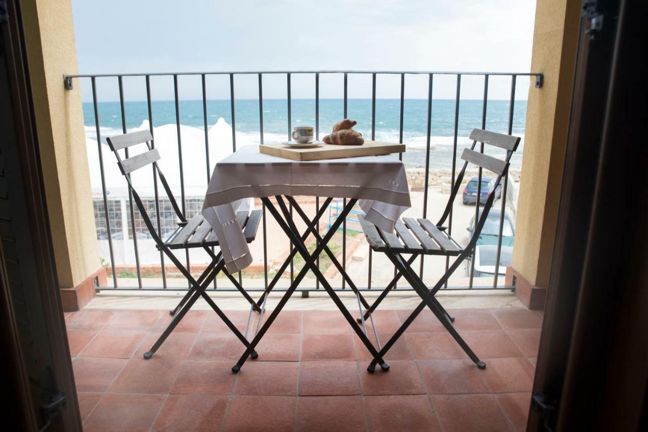 Casa Vacanza "La Piazzetta" Marzamemi Bagian luar foto